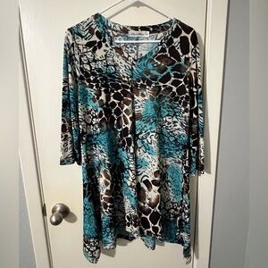 Women’s brown and turquoise top Size M